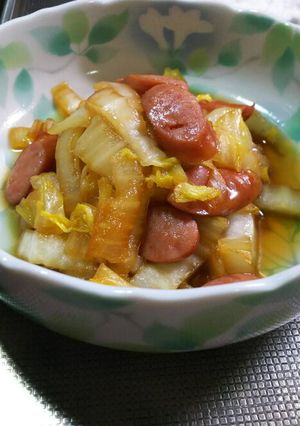 白菜とウィンナのコンソメ醤油炒め-レシピのメイン写真