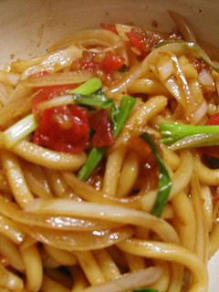 お酒にも合う梅とオイスターソース焼うどん-レシピのメイン写真