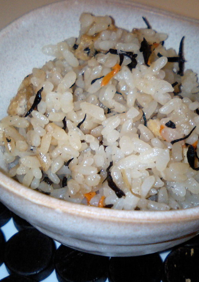 ♥お鍋の残りのだし汁で炊き込みご飯♥-レシピのメイン写真