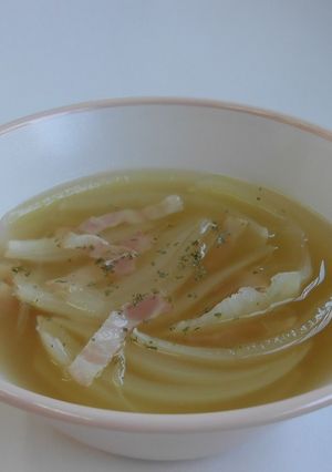 簡単すぎる玉ねぎスープ-レシピのメイン写真
