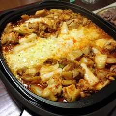 รูปของ ホットプレートで簡単チーズタッカルビ