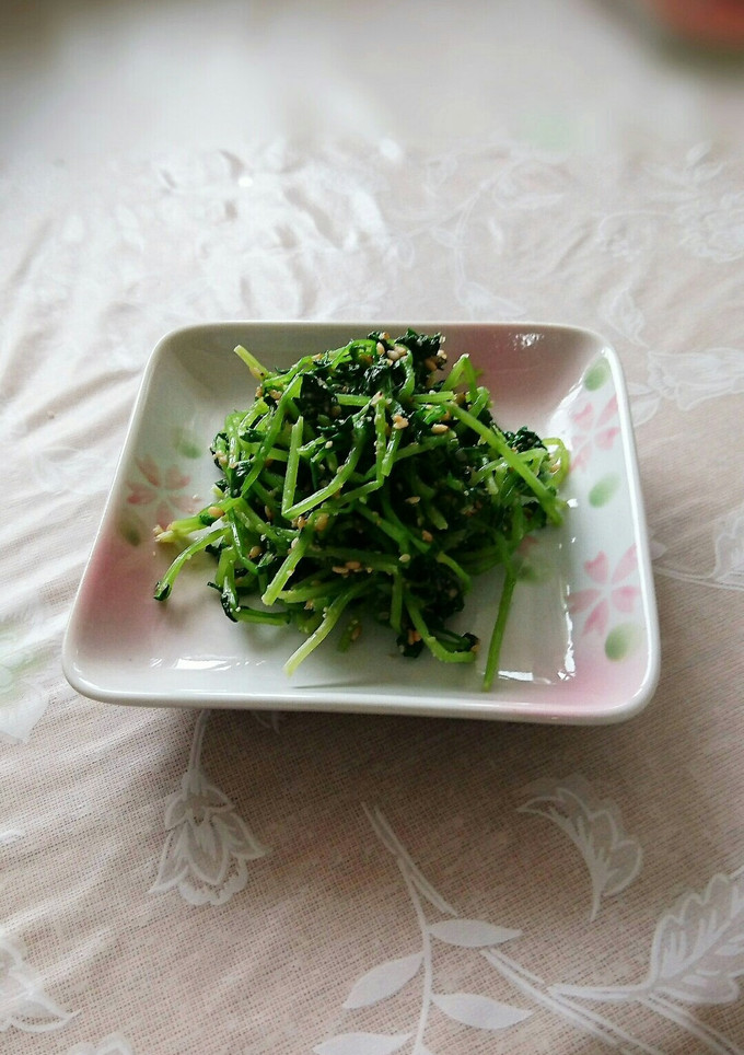 簡単！豆苗の胡麻和え-レシピのメイン写真