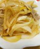 Fresh onion and pork​ with lemon