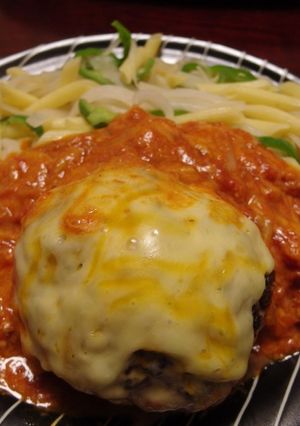 フライパン一つ♪ねぎ味噌トマトハンバーグ-レシピのメイン写真