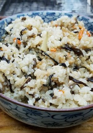 季節の山菜おこわ風(*´ω｀*)炊飯器で-レシピのメイン写真