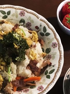 ごぼうと牛肉の混ぜ寿司-レシピのメイン写真