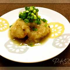 รูปของ 豆腐とホタテのふわふわ揚げみぞれあんかけ