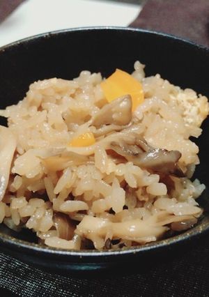 煮物の残り汁で炊き込みご飯:-)-レシピのメイン写真