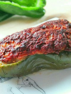 チーズ in ピーマン肉詰め-レシピのメイン写真