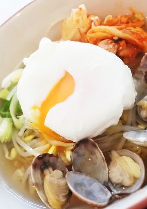 モヤシなのに満足★韓国汁飯〜콩나물국밥-レシピのメイン写真