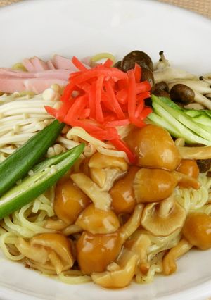 簡単！夏にさっぱり　きのこの冷やし中華-レシピのメイン写真