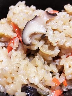 しいたけ、ネギたっぷり炊き込みご飯-レシピのメイン写真