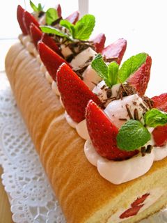 苺のロールケーキ-レシピのメイン写真