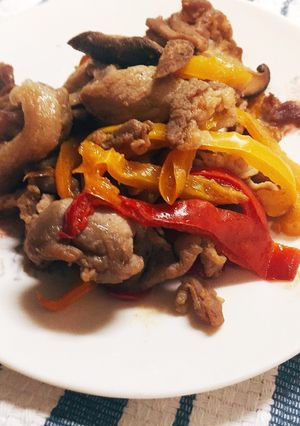 豚小間肉とピーマン・椎茸のオイスター炒め-レシピのメイン写真