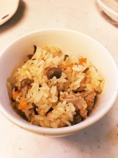簡単☆豚肉炊き込み御飯♫-レシピのメイン写真