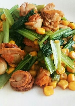 コーンと小松菜でホタテのバター醤油炒め-レシピのメイン写真