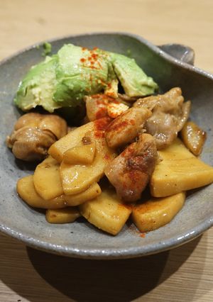 絶品 筍と鶏肉とアボカドの甜麺醤炒め-レシピのメイン写真