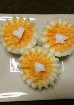 お花の形のゆで卵-レシピのメイン写真
