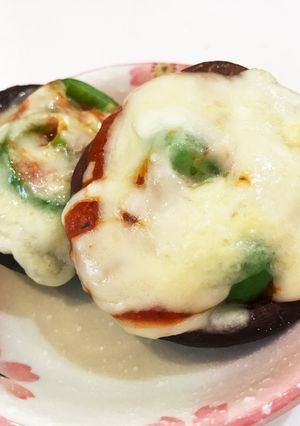 椎茸ピザ♪-レシピのメイン写真