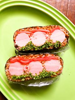 ☺粉末ソースで☆焼きそば風おにぎらず☺-レシピのメイン写真
