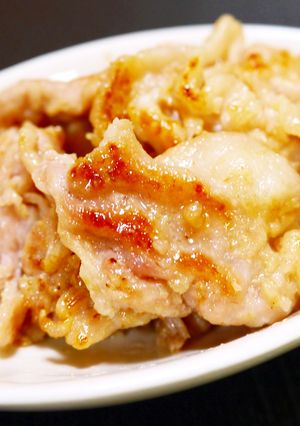 お弁当用にも♪豚こまの塩麹みりん漬け焼き-レシピのメイン写真