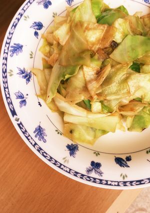 簡単☆インスタント味噌汁でキャベツ炒め-レシピのメイン写真