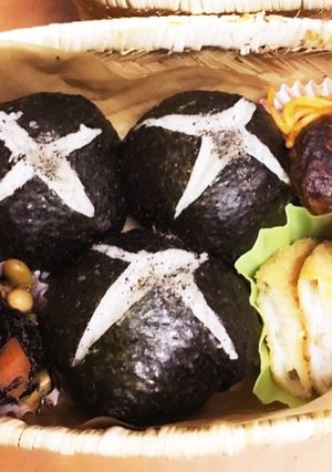 息子弁当･おにぎりが一番らしい-レシピのメイン写真