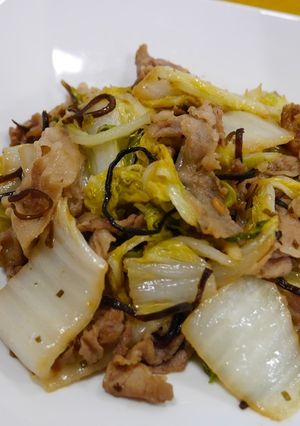 白菜と豚肉の塩こんぶ炒め【JA福岡市】-レシピのメイン写真