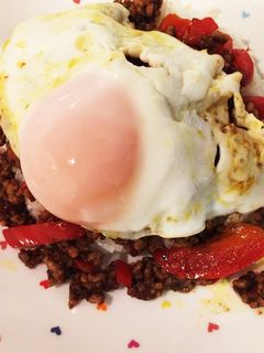 絶品 ガパオとキーマカレーの良い所採り丼-レシピのメイン写真