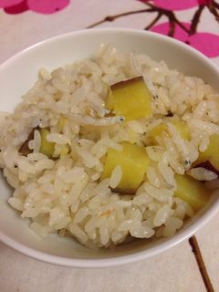 しらすとさつまいもの炊き込みご飯-レシピのメイン写真
