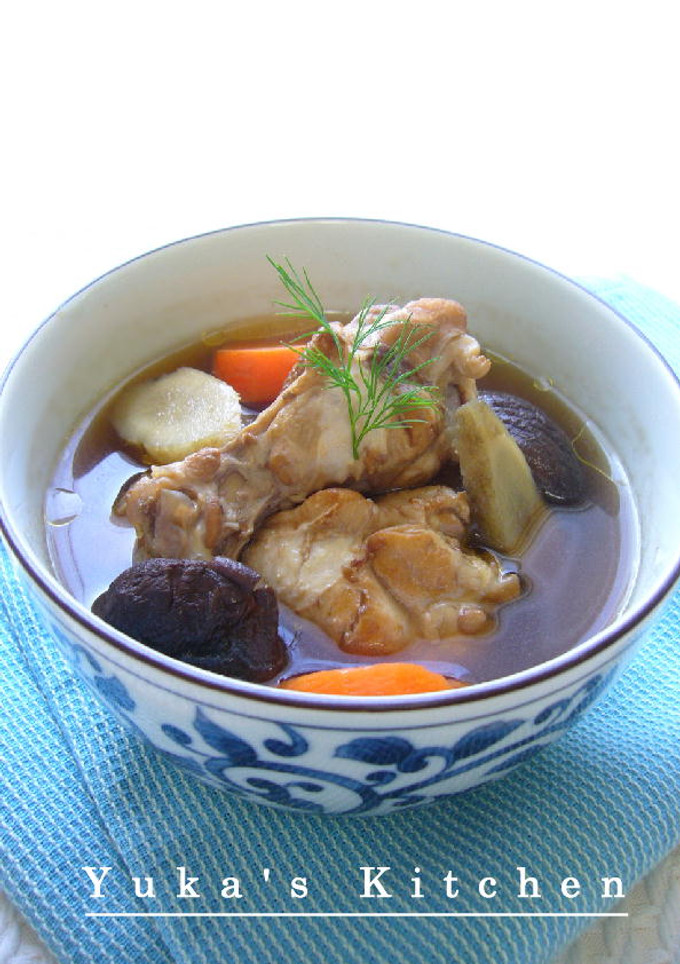 鶏手羽元肉と根菜の和風スープ-レシピのメイン写真