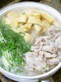 水菜と油揚げと豚三枚肉薄切りの手間なし鍋