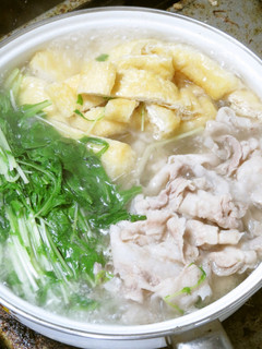 水菜と油揚げと豚三枚肉薄切りの手間なし鍋-レシピのメイン写真