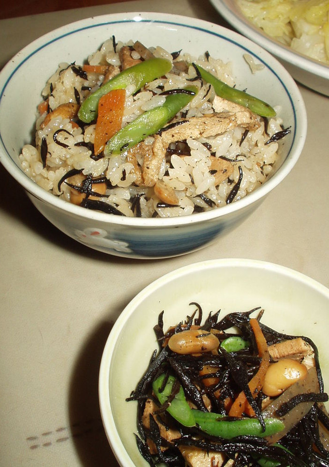 定番☆ひじきの炒め煮＆ひじきご飯-レシピのメイン写真