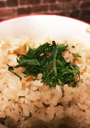 簡単 混ぜるだけ 大葉香る黄金混ぜご飯-レシピのメイン写真