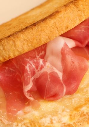 生ハムとチーズトースト-レシピのメイン写真