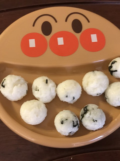 離乳食☆親父特製簡単エビマヨおにぎり-レシピのメイン写真