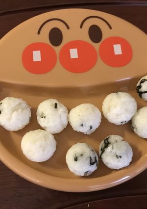 離乳食☆親父特製簡単エビマヨおにぎり-レシピのメイン写真