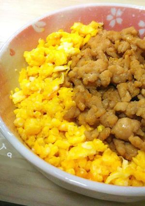 おだしで引立つ♪ご飯おいしい鶏たまそぼろ-レシピのメイン写真