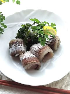 鰯の一本造りと骨煎餅-レシピのメイン写真