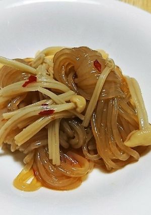 小結白滝としめじのちょい辛煮-レシピのメイン写真