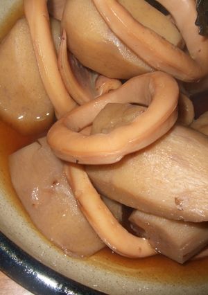 ホッとする♪里芋とイカの煮っころがし-レシピのメイン写真