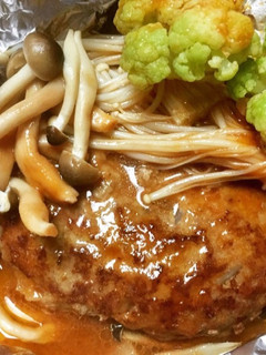 ふっくらジューシー!包み焼きハンバーグ-レシピのメイン写真