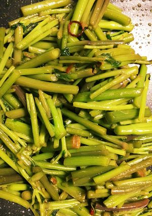 あしたばの茎のキンピラ-レシピのメイン写真