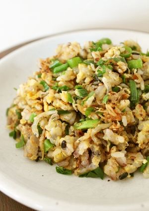 １人分朝昼♪ちりめんじゃこでパラパラ炒飯-レシピのメイン写真