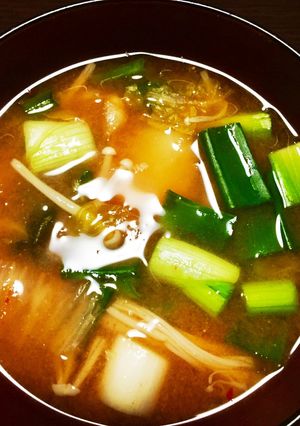 簡単汁物！キムチの味噌汁-レシピのメイン写真