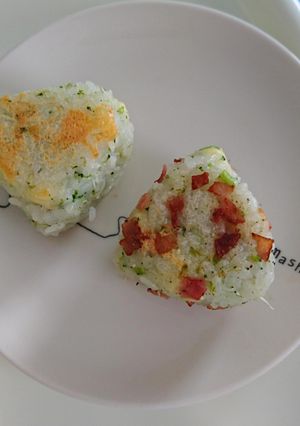 しらすとブロッコリー☆チーズ焼きおにぎり-レシピのメイン写真