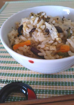 春です~ワラビご飯です-レシピのメイン写真