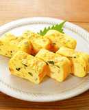 パッと華やか♪混ぜ込み卵焼き