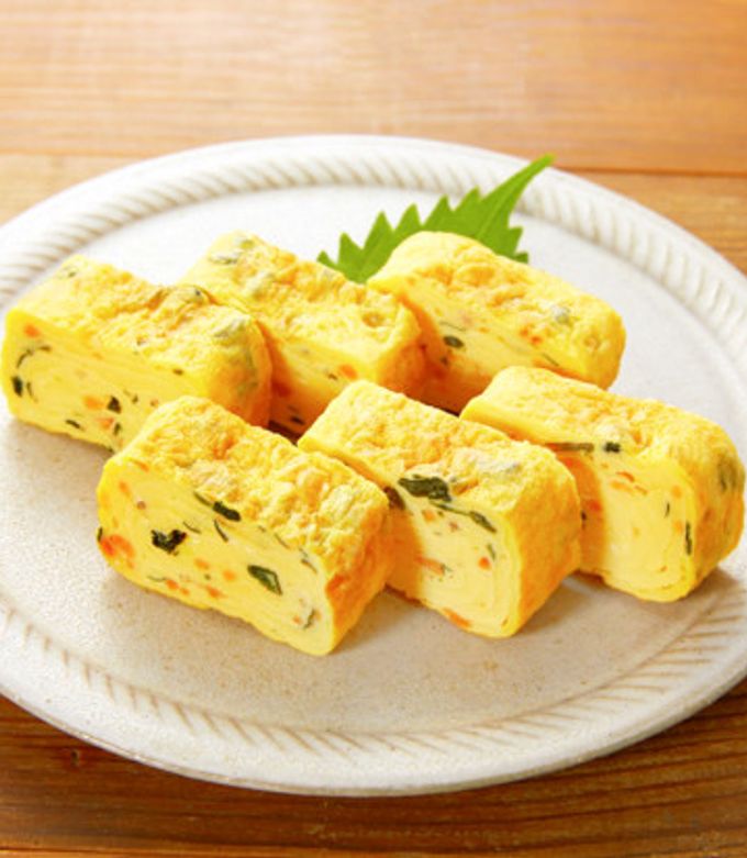 パッと華やか♪混ぜ込み卵焼き-レシピのメイン写真